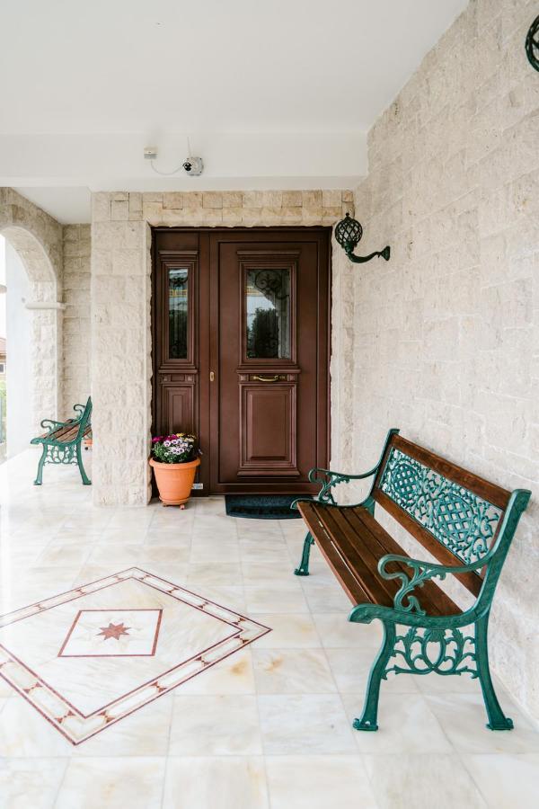 Veria Panorama Luxury Suite With Garden. Екстериор снимка