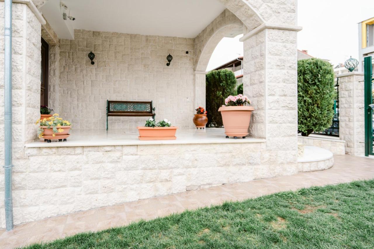 Veria Panorama Luxury Suite With Garden. Екстериор снимка